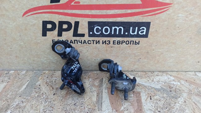 FORD DS7Z5426811B Петля двери задней левой в наличии Павлоград