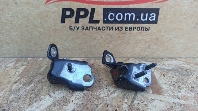 DS7Z5426811B Петля двери задней левой купить Полтава