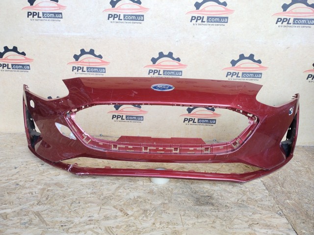 Бампер на авто Ford Focus 4