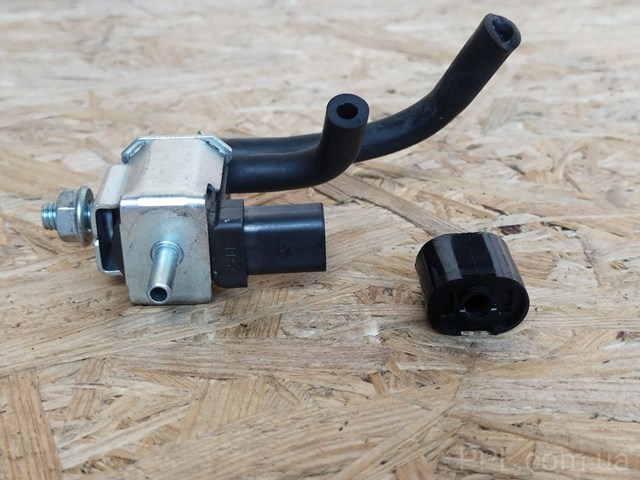 MAZDA K5T46487 в наличии Тернополь