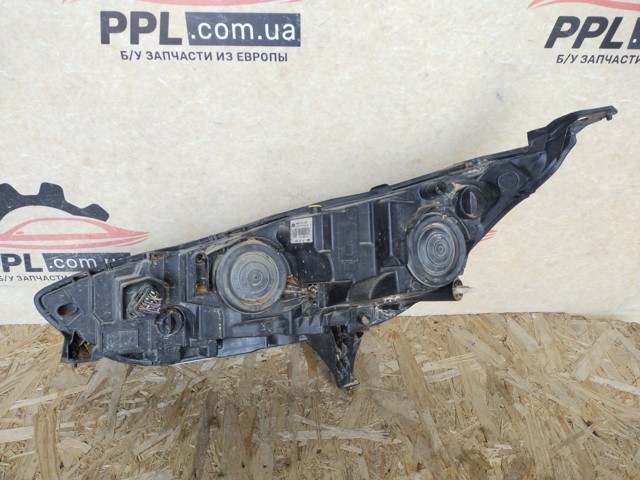 FORD KT1B13W029AF Правая фара в наличии Сумы