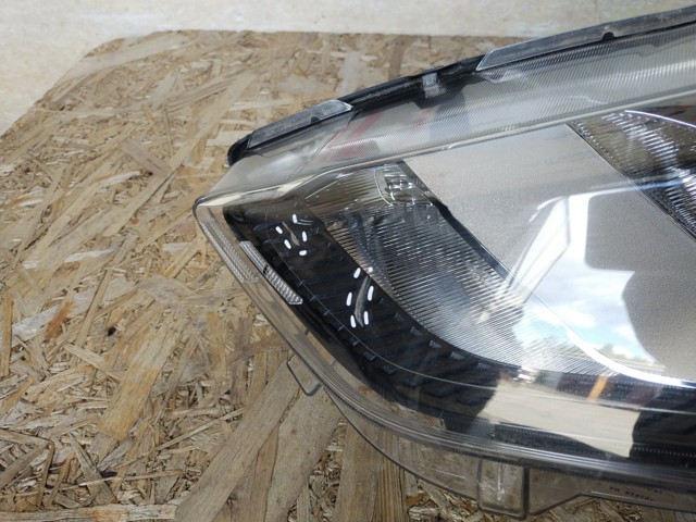 FORD KT1B13W030AE Фара левая в наличии Ужгород