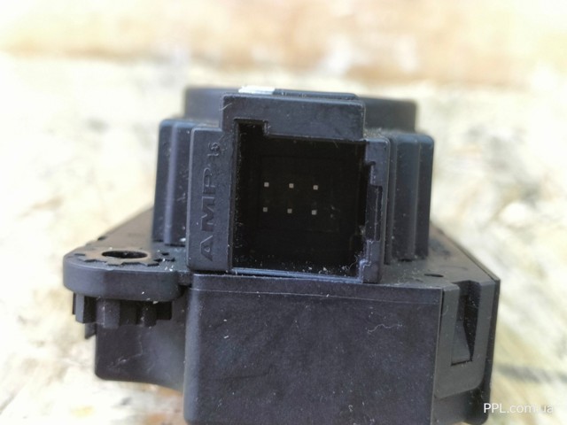 N105212V RENAULT купить в Тернополь