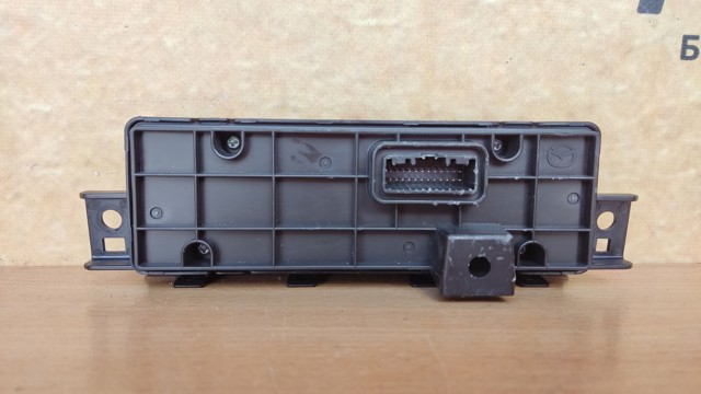 TK8061325F MAZDA купить в Кривой Рог