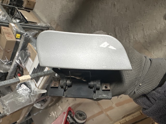 Крышка форсунки омывателя фары передней 2208800405 MERCEDES