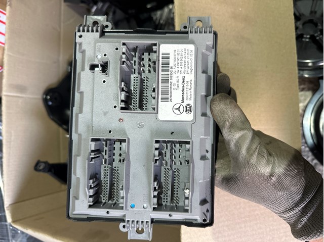 Блок управления сигналами SAM 2979000709 MERCEDES
