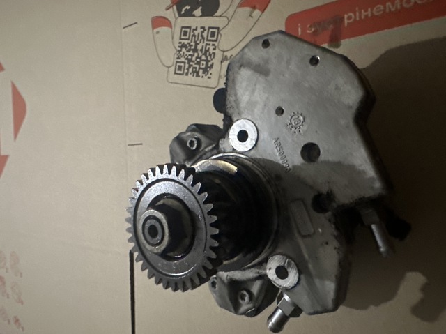 Насос топливный высокого давления 6420701201 MERCEDES