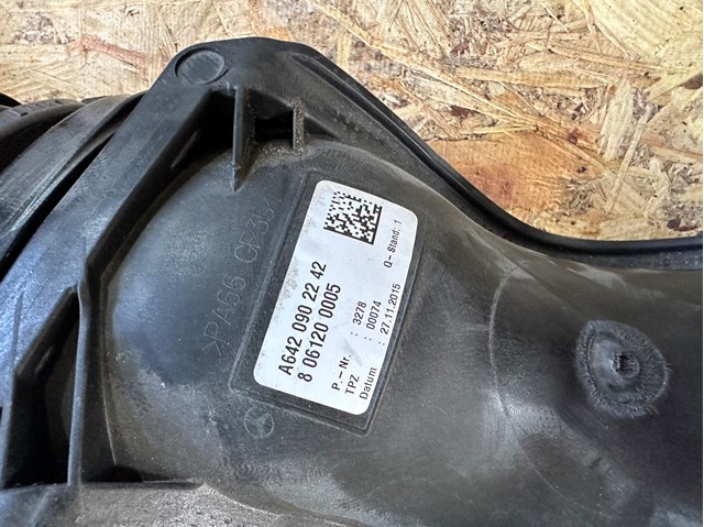 6420902242 MERCEDES Датчик потока (расхода) воздуха, расходомер M.A.F. - (Mass Airflow) купить в Кривой Рог