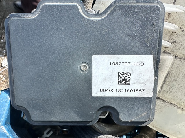 Гидроблок АБС 103779700D Tesla Model