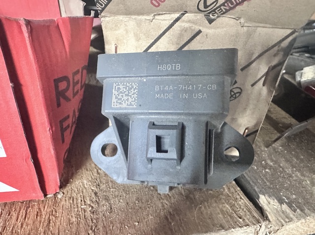 Блок управления раздаточной коробкой BT4A7H417CB FORD