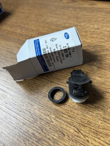 Парктроник передний 2529799 FORD