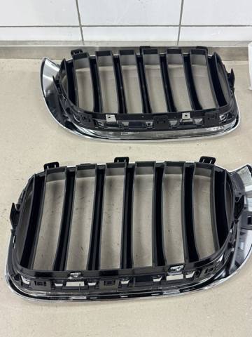 51117338571 BMW Решетка радиатора левая купить в Ужгород