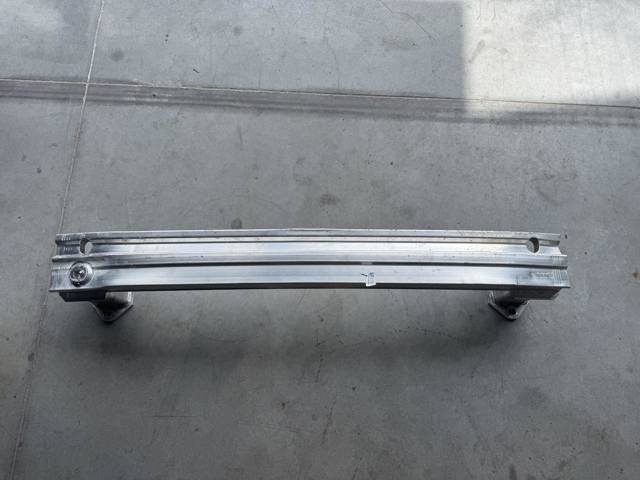 Шина бампера заднего 51129883546 BMW