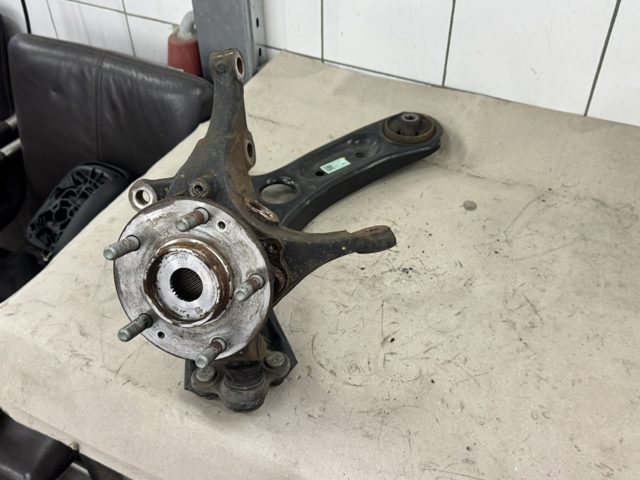 Рычаг передний нижний левый 54500J9000 HYUNDAI
