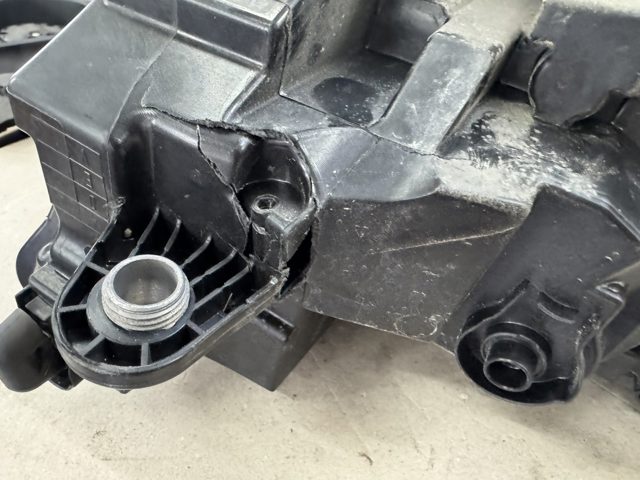 5LB941016B VAG Фара правая купить в Николаев