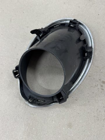 NISSAN 622574EA0C Ободок (окантовка) фары противотуманной левой в наличии Каменское