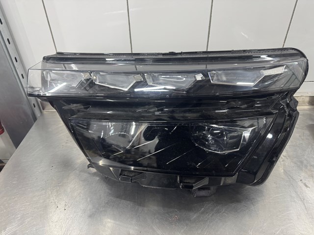 Фара дальнего света в сборе 658941015B VAG