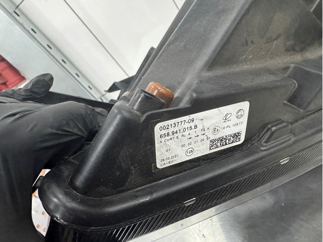 VAG 658941015B Фара левая в наличии Полтава