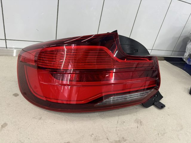 Фонарь задний левый 7420991 BMW