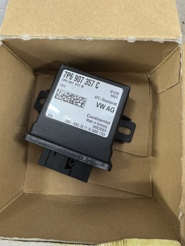 Модуль управления (ЭБУ) адаптивного освещения 7P6907357C VAG