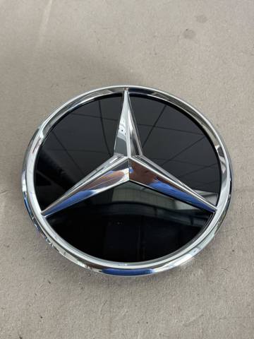 Фирменный значек решетки радиатора A0008176007 MERCEDES