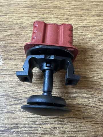 Подушка крепления радиатора верхняя A1695040114 MERCEDES