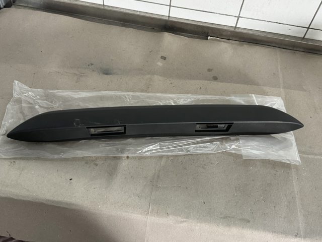 Ручка двери задней (распашной) левая наружная A9107405700 MERCEDES