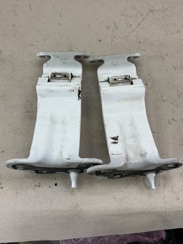 BK21V429A14AE FORD Петля двери задней (распашной) левая нижняя купить в Каменское