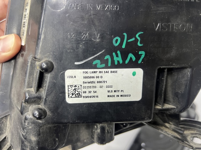 100599600D TESLA Фара противотуманная правая купить в Украина