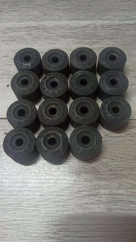 Пружина передней подвески 1K0601173 VAG