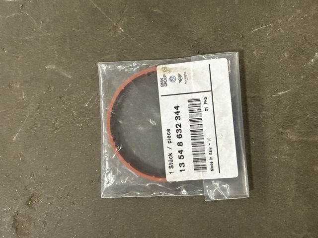 BMW 13548632344 Прокладка адаптера масляного фильтра в наличии Харьков