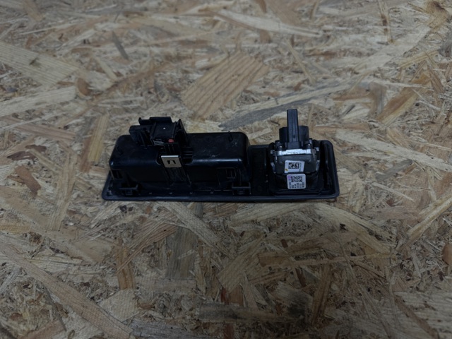 BMW 6653924035101 в наличии Ужгород