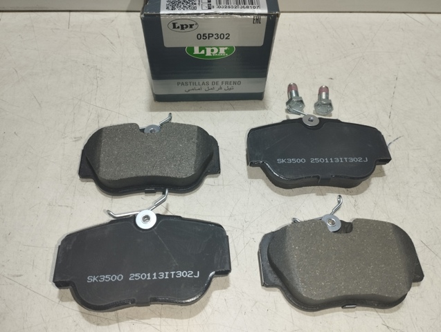 05P302 LPR Передние тормозные колодки купить в Хмельницкий