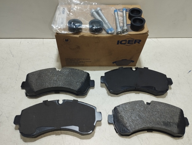 Тормозные колодки 141785 ICER