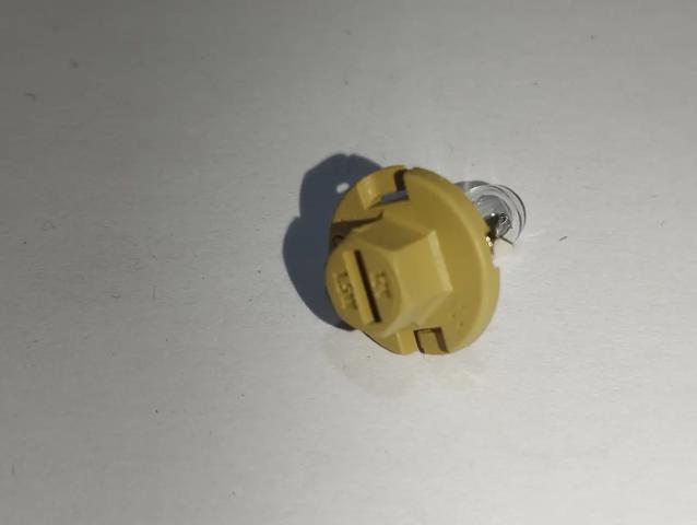2452MFX6 OSRAM Лампочка купить в Украина