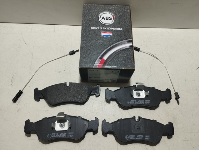 Задние дисковые колодки Мерседес-бенц Спринтер I 2-t