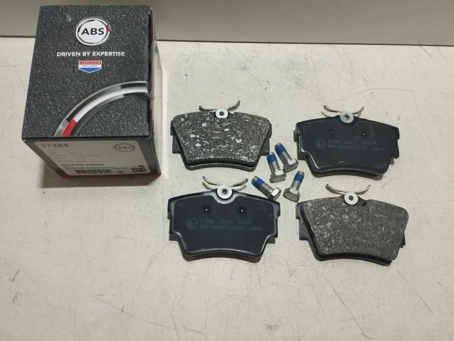 Задние колодки 37288 ABS