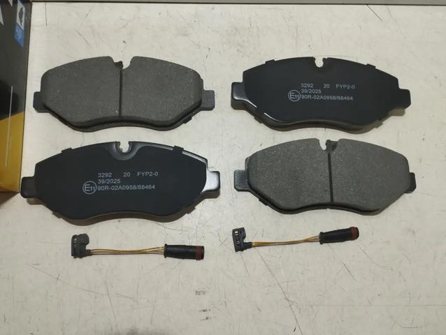 BP3292 BREMSI Передние тормозные колодки купить в Николаев