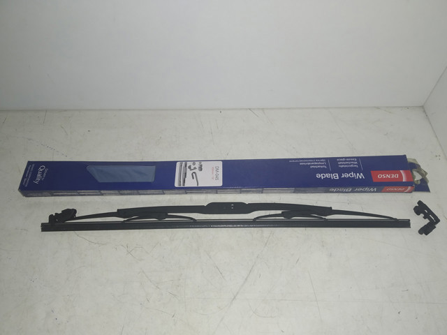 Щетка стеклоочистителя лобового стекла, пассажирская DM045 DENSO