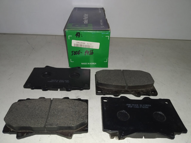 Колодки передние PKF046 PMC
