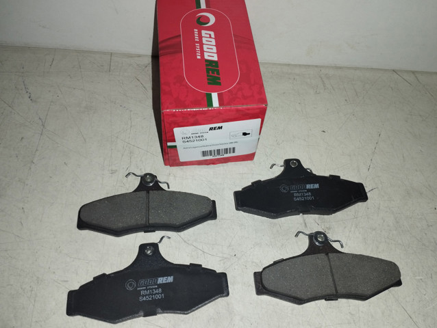 Задние дисковые колодки RM1348 GOODREM
