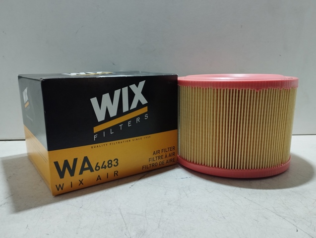 Воздушный фильтр двигателя WA6483 WIX