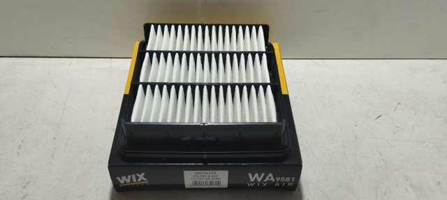 Воздушный фильтр двигателя WA9581 WIX