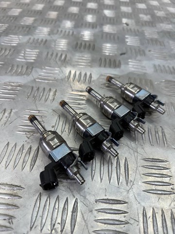 Клапанная форсунка 166006RA0A NISSAN