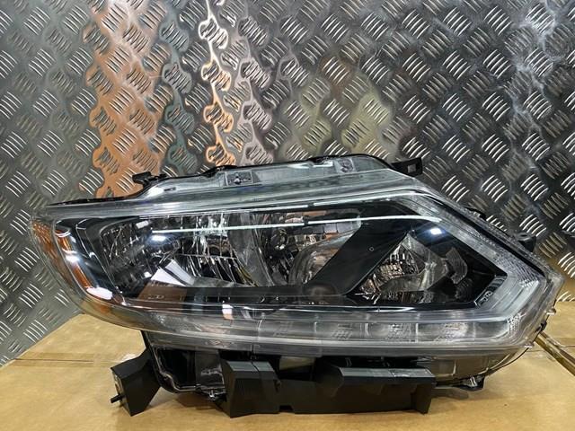 Основная фара - вставка 260104BA0A NISSAN