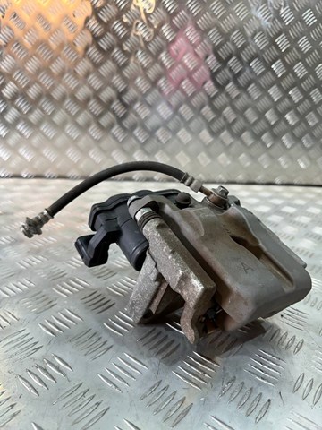 D40106RA0A NISSAN Суппорт задний левый купить в Киев