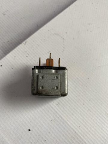 Реле поворотников 0332014125 BOSCH