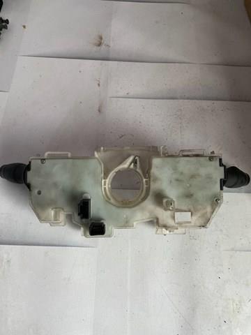 Переключатели подрулевые 681720006R RENAULT