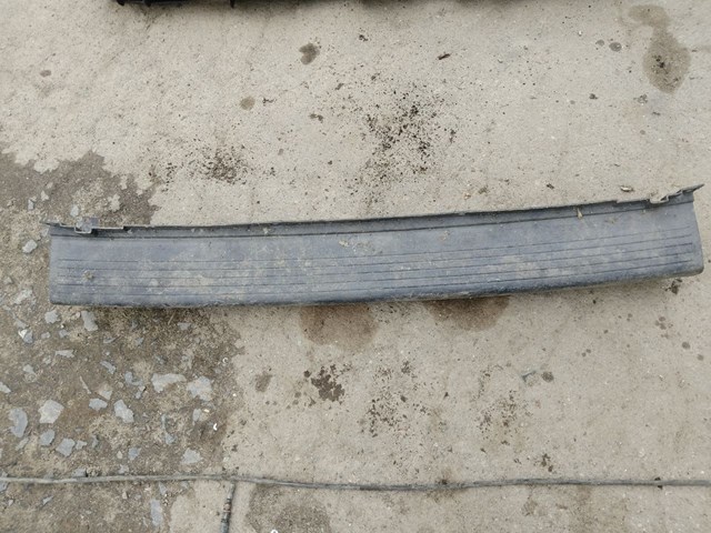 Бампер задний, центральная часть 735279116 FIAT