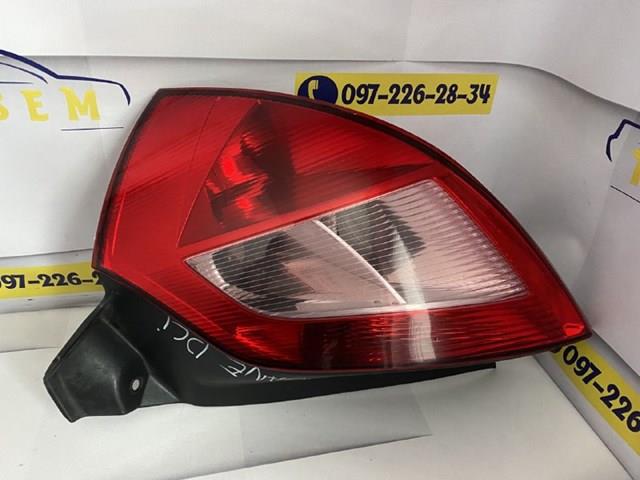 Правый стоп-сигнал 8200073237 RENAULT